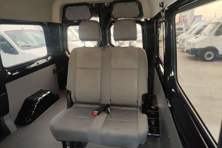 Used Foton Toano 2021 2.0T Manual Tongtu Short Wheelbase Mid-Height 5/6-Seater 4F20TC3 Interior 1