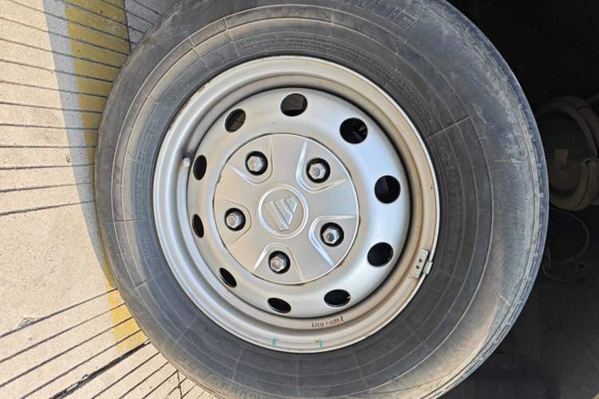 Used Foton Toano 2021 2.0T Manual Tongtu Long Wheelbase Mid-Height 5/6/7-Seater 4F20TC3 Right Front Wheel Hub