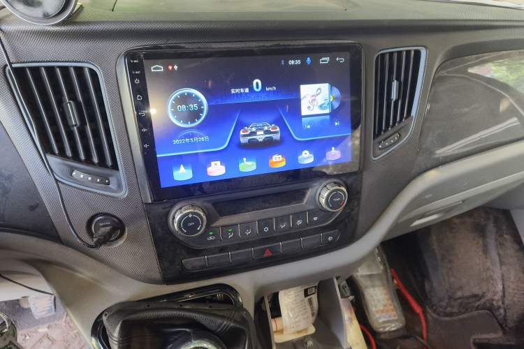 Used Foton Toano 2021 2.0T Manual Tongtu Short Wheelbase Flat Roof 5/6-Seater 4F20TC3 Audio And AC Panel