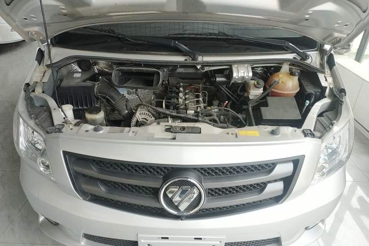 Used Foton Toano 2021 2.8T Manual Tongtu Long Wheelbase Mid-Height 5/6/7-Seater F2.8NS6B177L Engine Bay