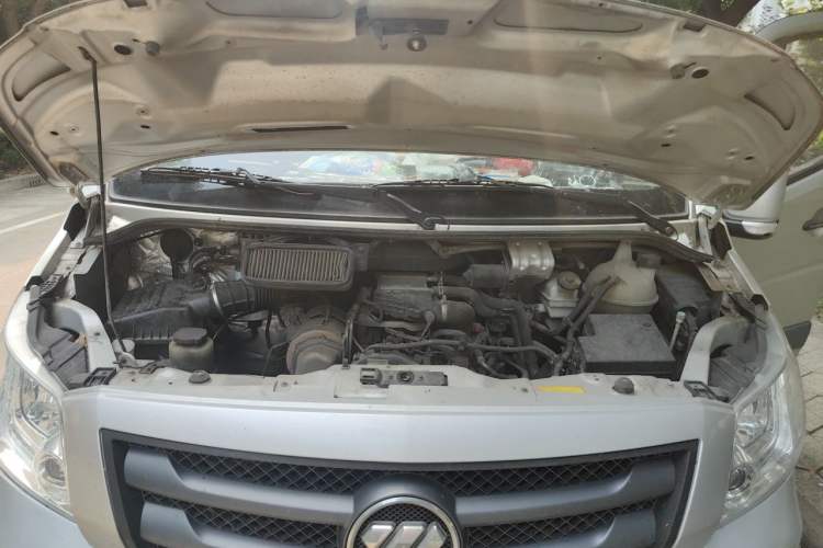 Used Foton Toano 2021 2.0T Manual Tongtu Long Wheelbase Mid-Height 5/6/7-Seater 4F20TC3 Engine Bay