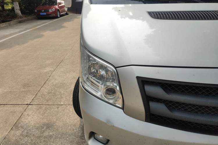 Used Foton Toano 2021 2.0T Manual Tongtu Long Wheelbase Mid-Height 5/6/7-Seater 4F20TC3 Right Front Headlight