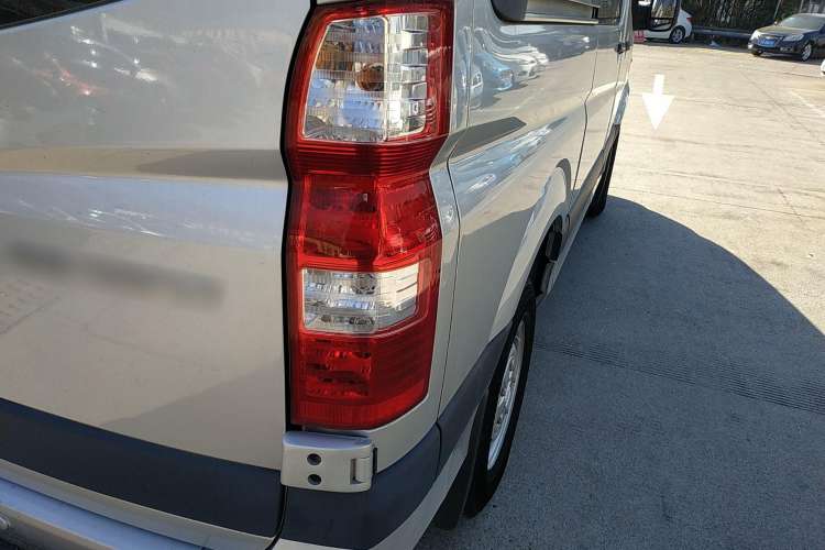 Used Foton Toano 2021 2.0T Manual Tongtu Short Wheelbase Flat Roof 5/6-Seater 4F20TC3 Right Rear Taillight
