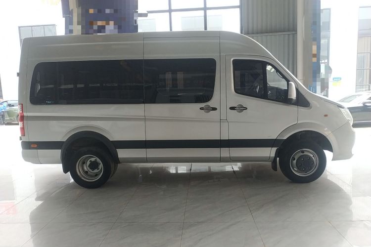 Used Foton Toano 2021 2.8T Manual Tongtu Long Wheelbase Mid-Height 5/6/7-Seater F2.8NS6B177L Right Side