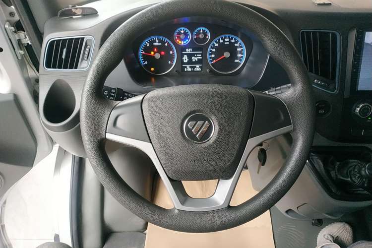 Used Foton Toano 2021 2.8T Manual Tongtu Long Wheelbase Mid-Height 5/6/7-Seater F2.8NS6B177L Steering Wheel