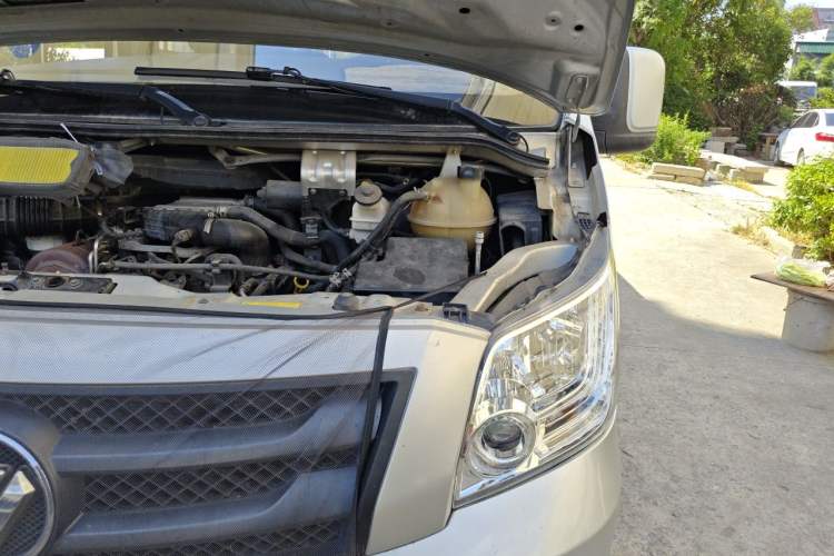 Used Foton Toano 2021 2.0T Manual Tongtu Extended-Wheelbase Mid-Roof 5/6/7-Seater 4F20TC3 Engine Bay Left