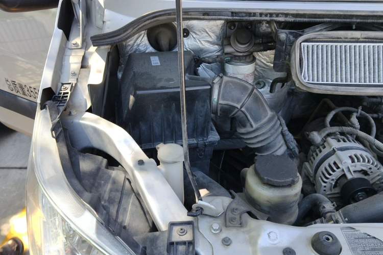 Used Foton Toano  Engine Bay Right