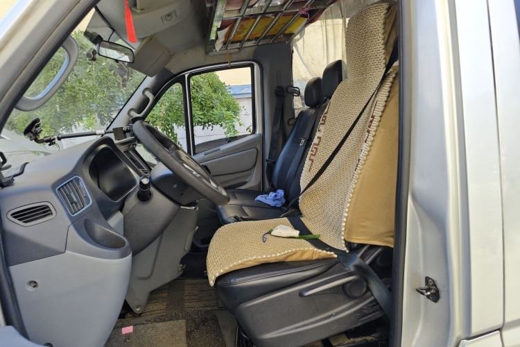 Used Foton Toano 2021 2.0T Manual Tongtu Extended-Wheelbase Mid-Roof 5/6/7-Seater 4F20TC3 Left Front Seat