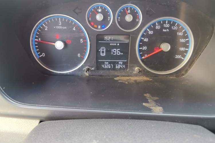 Used Foton Toano 2021 2.8T Manual Tongtu Long Wheelbase Mid-Height 5/6/7-Seater F2.8NS6B177L Odometer Close Up