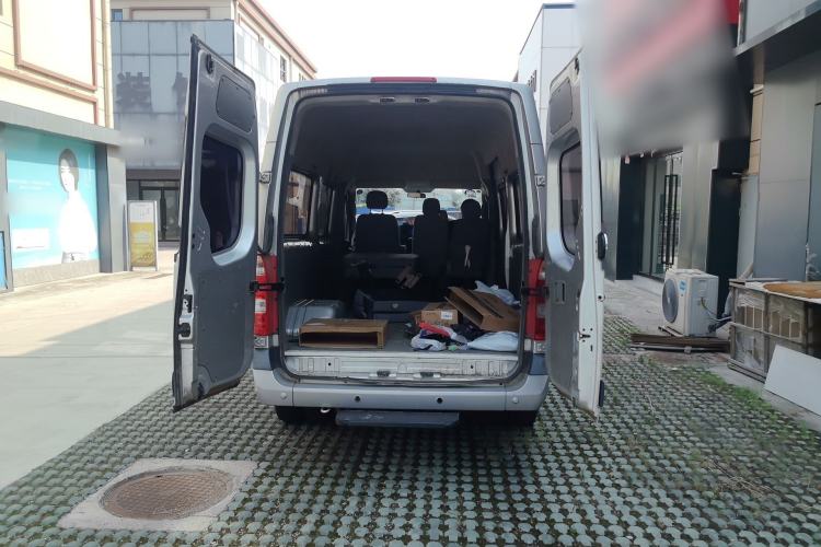 Used Foton Toano 2021 2.8T Manual Tongtu Long Wheelbase Mid-Height 5/6/7-Seater F2.8NS6B177L Trunk