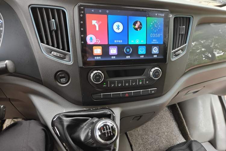 Used Foton Toano 2021 2.0T Manual Tongtu Short Wheelbase Flat Roof 5/6-Seater 4F20TC3 Audio And AC Panel