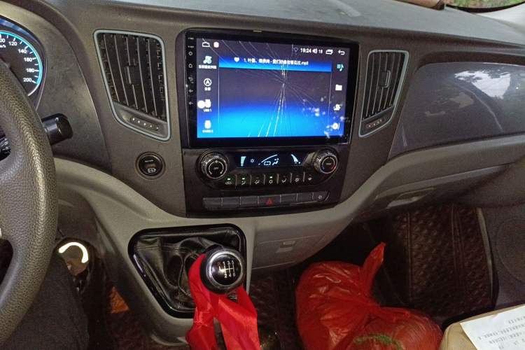Used Foton Toano 2021 2.0T Manual Tongtu Extended-Wheelbase Mid-Roof 9-Seater 4F20TC3 Audio And AC Panel