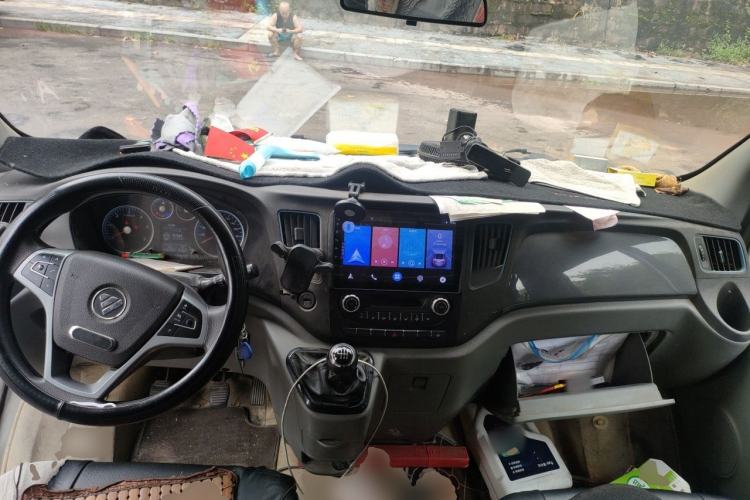 Used Foton Toano 2021 2.0T Manual Tongtu Long Wheelbase Mid-Height 5/6/7-Seater 4F20TC3 Center Console