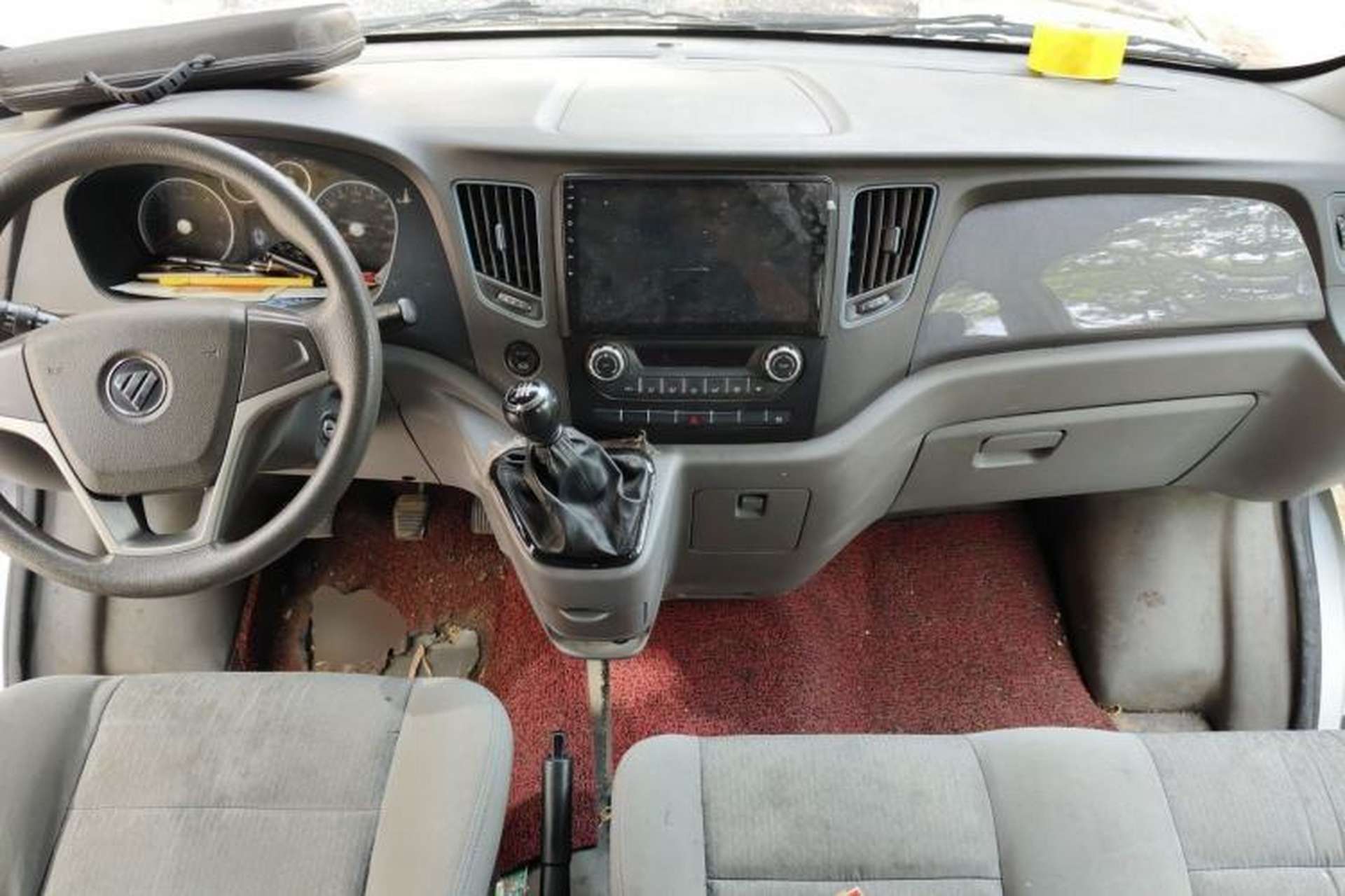Used Foton Toano 2021 2.0T Manual Tongtu Short Wheelbase Mid-Height 5/6-Seater 4F20TC3 Center Console