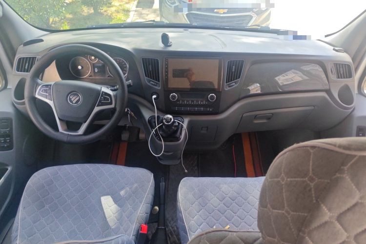 Used Foton Toano 2021 2.0T Manual Tongtu Short Wheelbase Flat Roof 5/6-Seater 4F20TC3 Center Console
