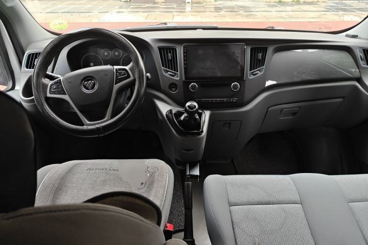 Used Foton Toano 2021 2.0T Manual Tongtu Short Wheelbase Flat Roof 5/6-Seater 4F20TC3 Center Console