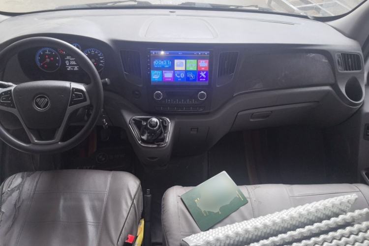 Used Foton Toano 2021 2.0T Manual Tongtu Short Wheelbase Mid-Height 5/6-Seater 4F20TC3 Center Console