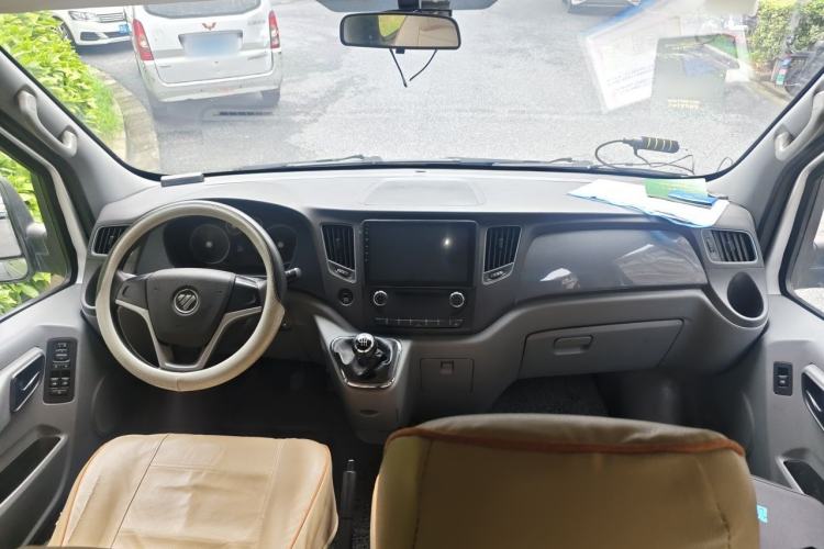 Used Foton Toano 2021 2.0T Manual Tongtu Extended-Wheelbase Mid-Roof 5/6/7-Seater 4F20TC3 Center Console