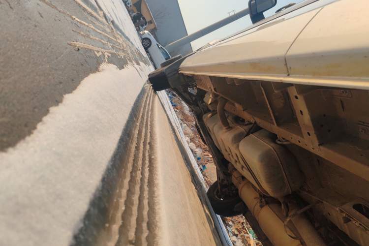 Used Foton Toano 2021 2.8T Manual Tongtu Long Wheelbase Mid-Height 5/6/7-Seater F2.8NS6B177L Chassis Rear Left