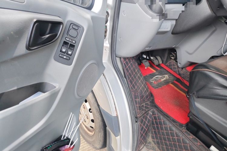 Used Foton Toano 2021 2.0T Manual Tongtu Short Wheelbase Mid-Height 5/6-Seater 4F20TC3 Driver Seat