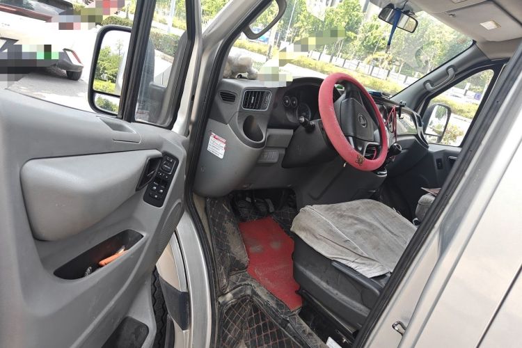 Used Foton Toano 2021 2.0T Manual Tongtu Long Wheelbase Mid-Height 5/6/7-Seater 4F20TC3 Driver Seat