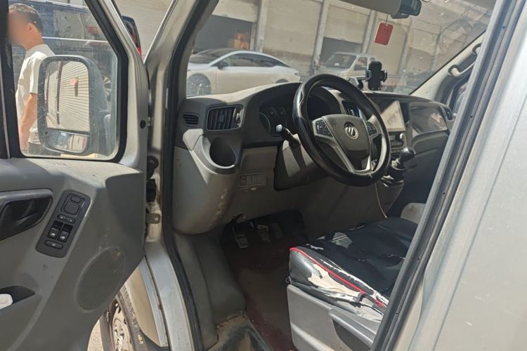 Used Foton Toano 2021 2.0T Manual Tongtu Short Wheelbase Mid-Height 5/6-Seater 4F20TC3 Driver Seat