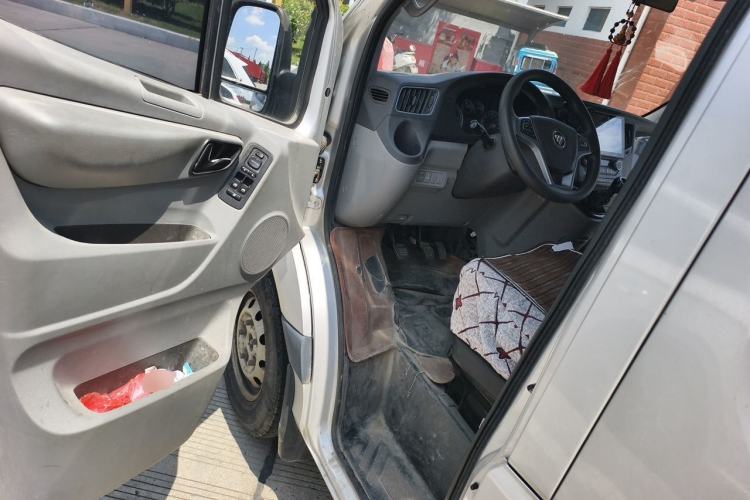 Used Foton Toano 2021 2.0T Manual Tongtu Long Wheelbase Mid-Height 5/6/7-Seater 4F20TC3 Driver Seat