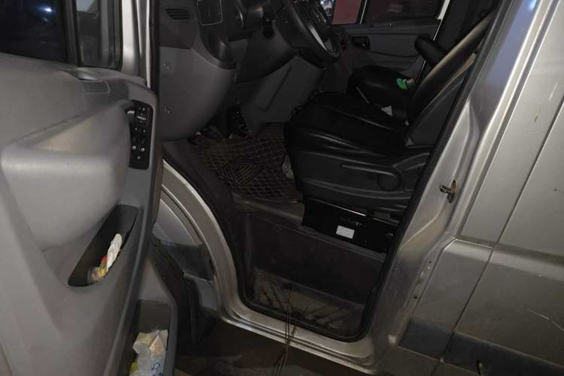 Used Foton Toano 2021 2.8T Manual Tongtu Long Wheelbase Mid-Height 5/6/7-Seater F2.8NS6B177L Driver Seat