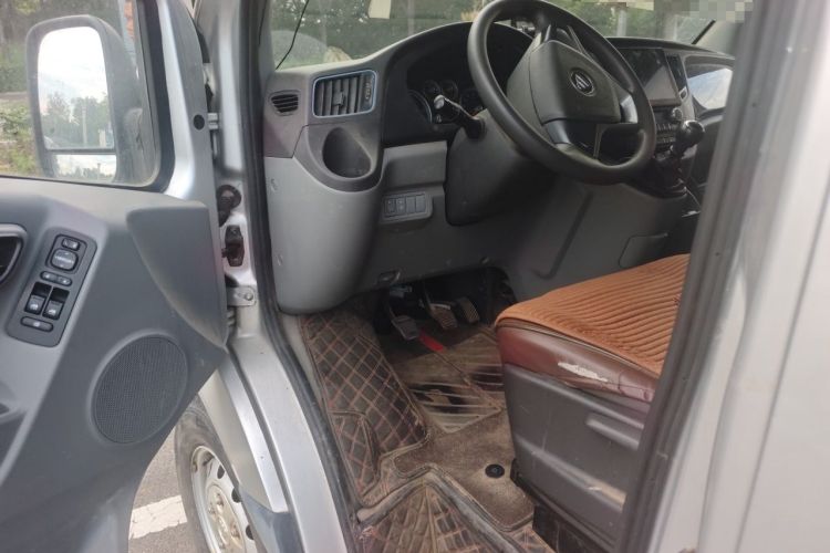 Used Foton Toano 2021 2.0T Manual Tongtu Short Wheelbase Mid-Height 5/6-Seater 4F20TC3 Driver Seat