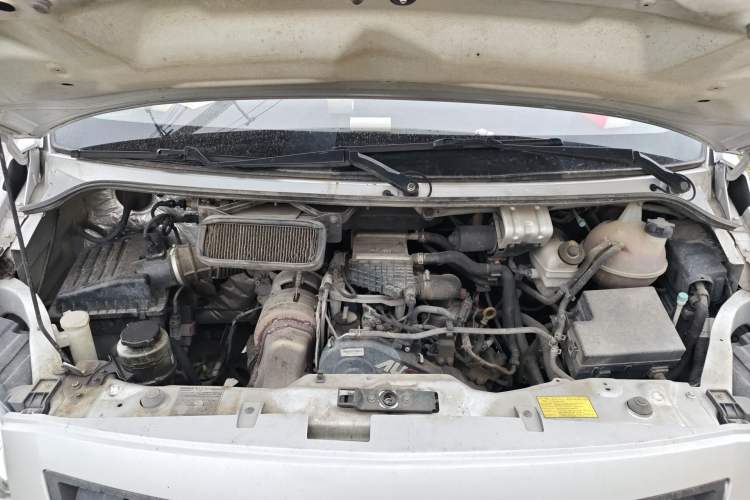 Used Foton Toano 2021 2.0T Manual Tongtu Short Wheelbase Mid-Height 5/6-Seater 4F20TC3 Engine Bay