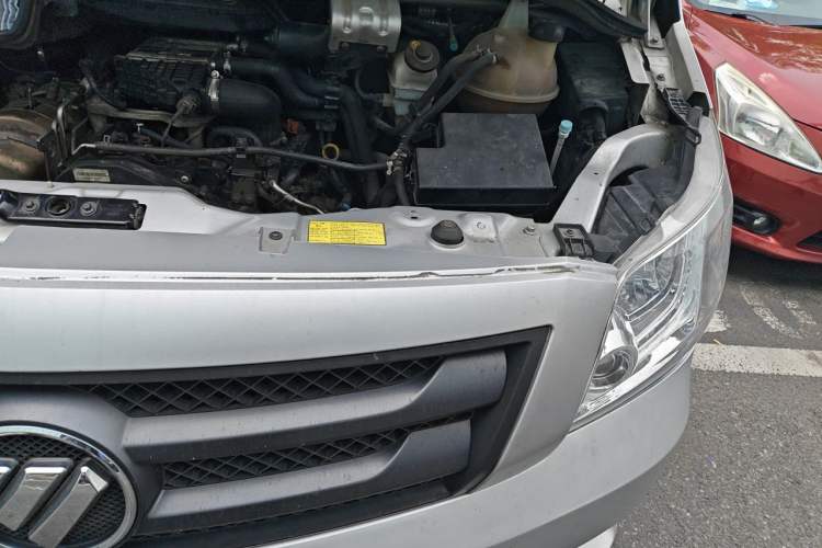 Used Foton Toano  Engine Bay Left