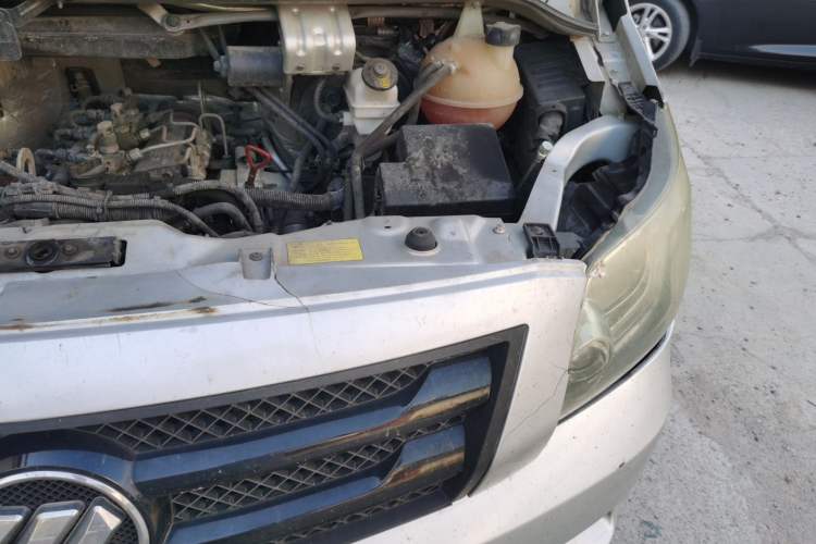 Used Foton Toano 2021 2.8T Manual Tongtu Extended-Wheelbase Mid-Roof 6/7-Seater F2.8 NS6B177L Engine Bay Left
