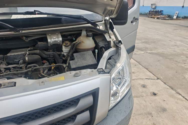 Used Foton Toano 2021 2.0T Manual Tongtu Short Wheelbase Flat Roof 5/6-Seater 4F20TC3 Engine Bay Left