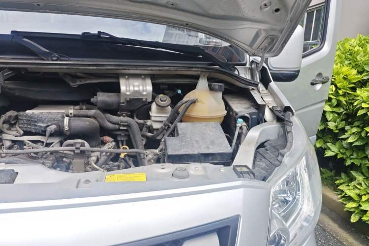 Used Foton Toano 2021 2.0T Manual Tongtu Extended-Wheelbase Mid-Roof 5/6/7-Seater 4F20TC3 Engine Bay Left