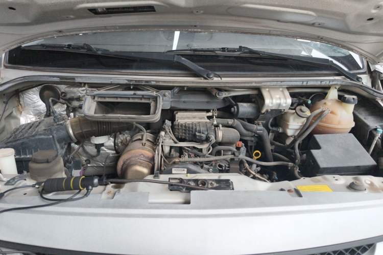 Used Foton Toano 2021 2.0T Manual Tongtu Long Wheelbase Mid-Height 5/6/7-Seater 4F20TC3 Engine Bay