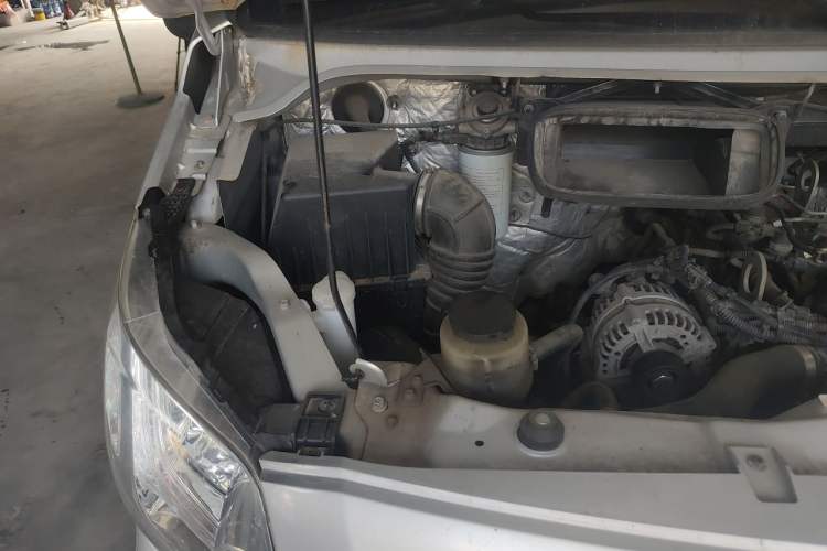 Used Foton Toano 2021 2.8T Manual Tongtu Extended-Wheelbase Mid-Roof 6/7-Seater F2.8 NS6B177L Engine Bay Right