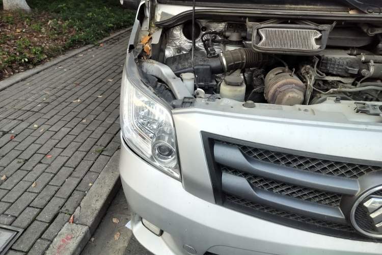 Used Foton Toano 2021 2.0T Manual Tongtu Long Wheelbase Mid-Height 5/6/7-Seater 4F20TC3 Engine Bay Right