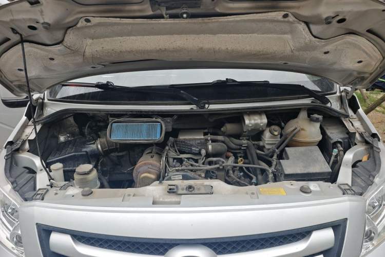 Used Foton Toano 2021 2.0T Manual Tongtu Long-Wheelbase Mid-Roof 3-Seater 4F20TC3 Engine Bay