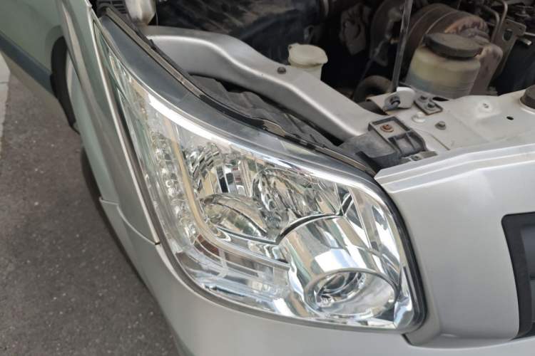 Used Foton Toano 2021 2.0T Manual Tongtu Long Wheelbase Mid-Height 5/6/7-Seater 4F20TC3 Exterior 6