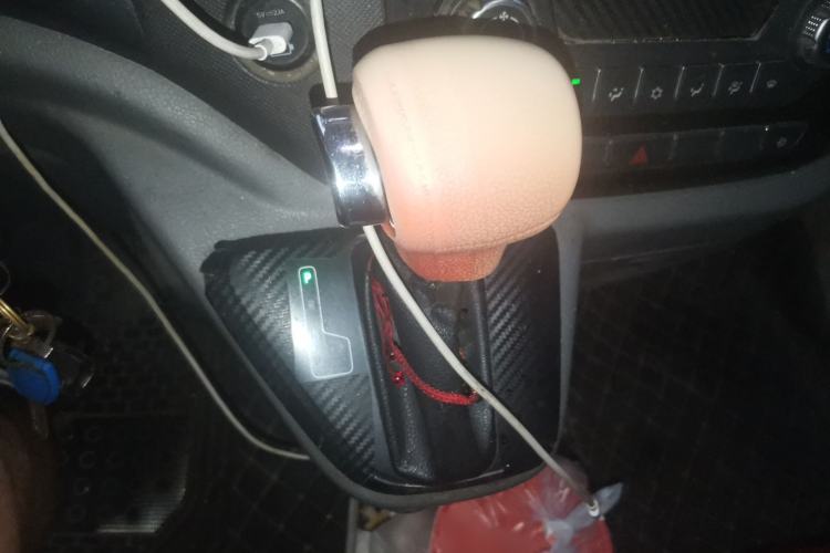 Used Foton Toano 2021 2.5T Automatic Tongtu Short Wheelbase Mid-Height 5-Seater D25TDIF1 Gear Lever