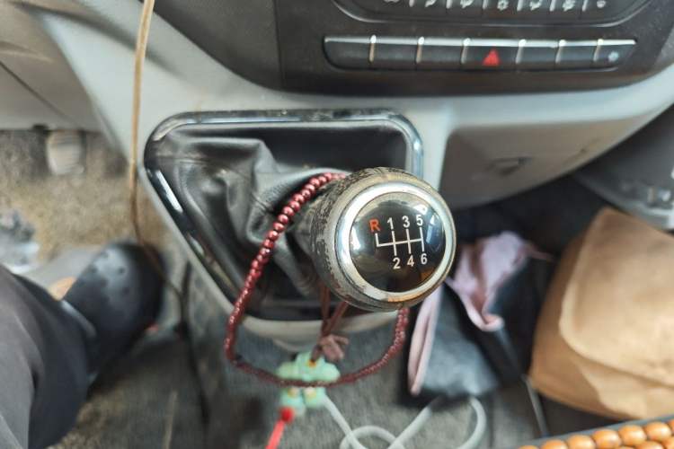 Used Foton Toano 2021 2.0T Manual Tongtu Long Wheelbase Mid-Height 5/6/7-Seater 4F20TC3 Gear Lever