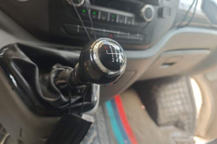 Used Foton Toano 2021 2.0T Manual Tongtu Long Wheelbase Mid-Height 5/6/7-Seater 4F20TC3 Gear Lever