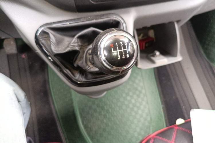 Used Foton Toano 2021 2.0T Manual Tongtu Long Wheelbase Mid-Height 5/6/7-Seater 4F20TC3 Gear Lever