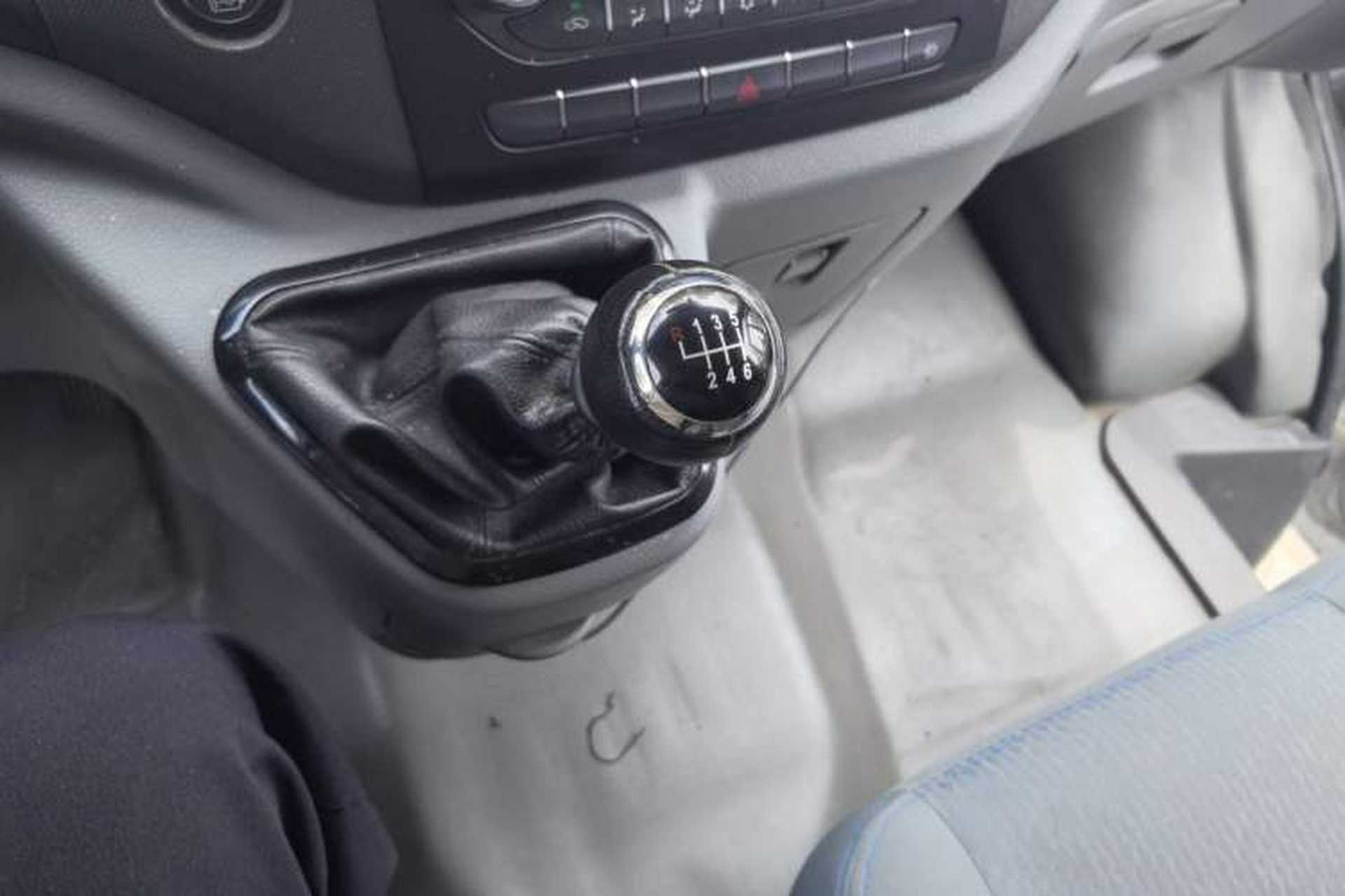 Used Foton Toano 2021 2.0T Manual Tongtu Short Wheelbase Flat Roof 5/6-Seater 4F20TC3 Gear Lever