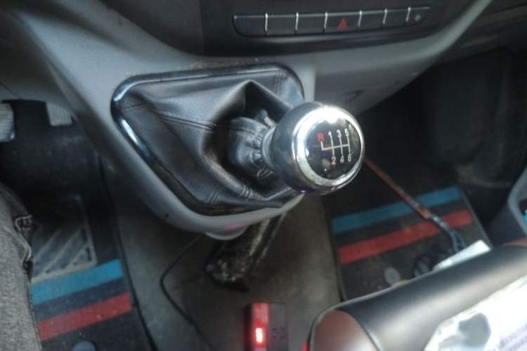 Used Foton Toano 2021 2.0T Manual Tongtu Long Wheelbase Mid-Height 5/6/7-Seater 4F20TC3 Gear Lever