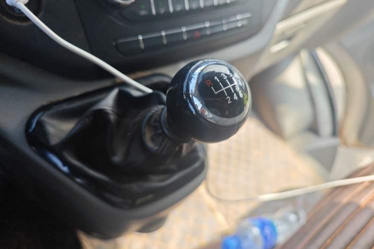 Used Foton Toano 2021 2.0T Manual Tongtu Long Wheelbase Mid-Height 5/6/7-Seater 4F20TC3 Gear Lever