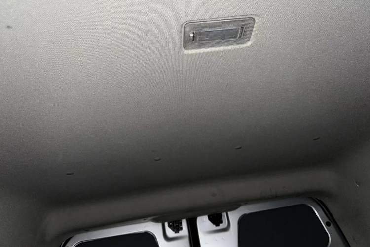 Used Foton Toano 2021 2.5T Automatic Tongtu Extended-Wheelbase 7-Seater D25TDIF1 Headliner