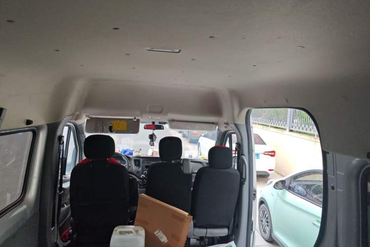 Used Foton Toano 2021 2.0T Manual Tongtu Long Wheelbase Mid-Height 5/6/7-Seater 4F20TC3 Headliner