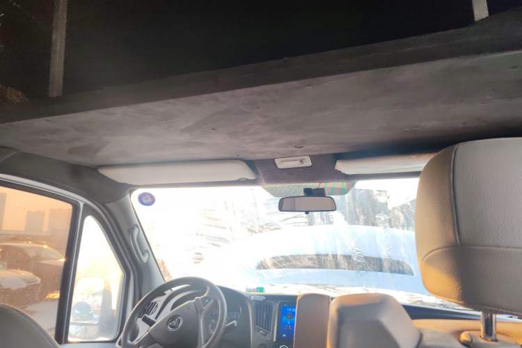 Used Foton Toano 2021 2.8T Manual Tongtu Long Wheelbase Mid-Height 5/6/7-Seater F2.8NS6B177L Headliner