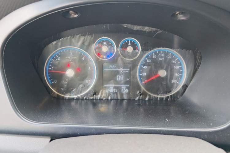 Used Foton Toano 2021 2.8T Manual Tongtu Extended-Wheelbase Ultra-High Roof 3-Seater with Rear Dual Tires F2.8NS6B177L Instrument Cluster